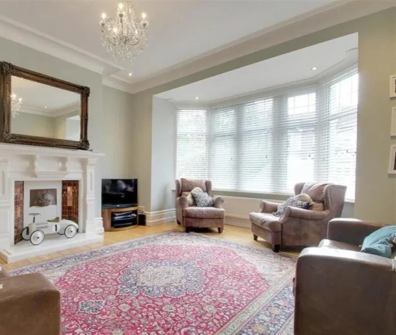 House Mornington Avenue in Greater London