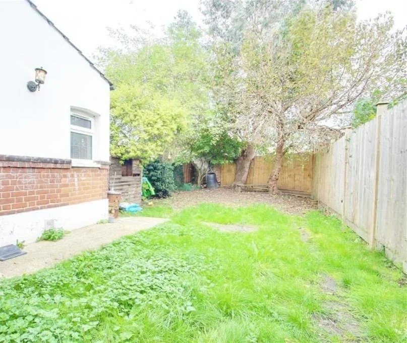 House Mornington Avenue in Greater London