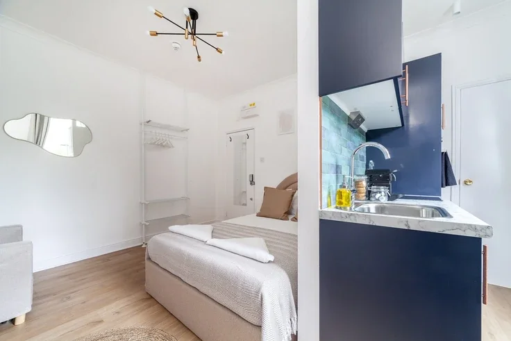 Flat Finsbury Park Road in Greater London