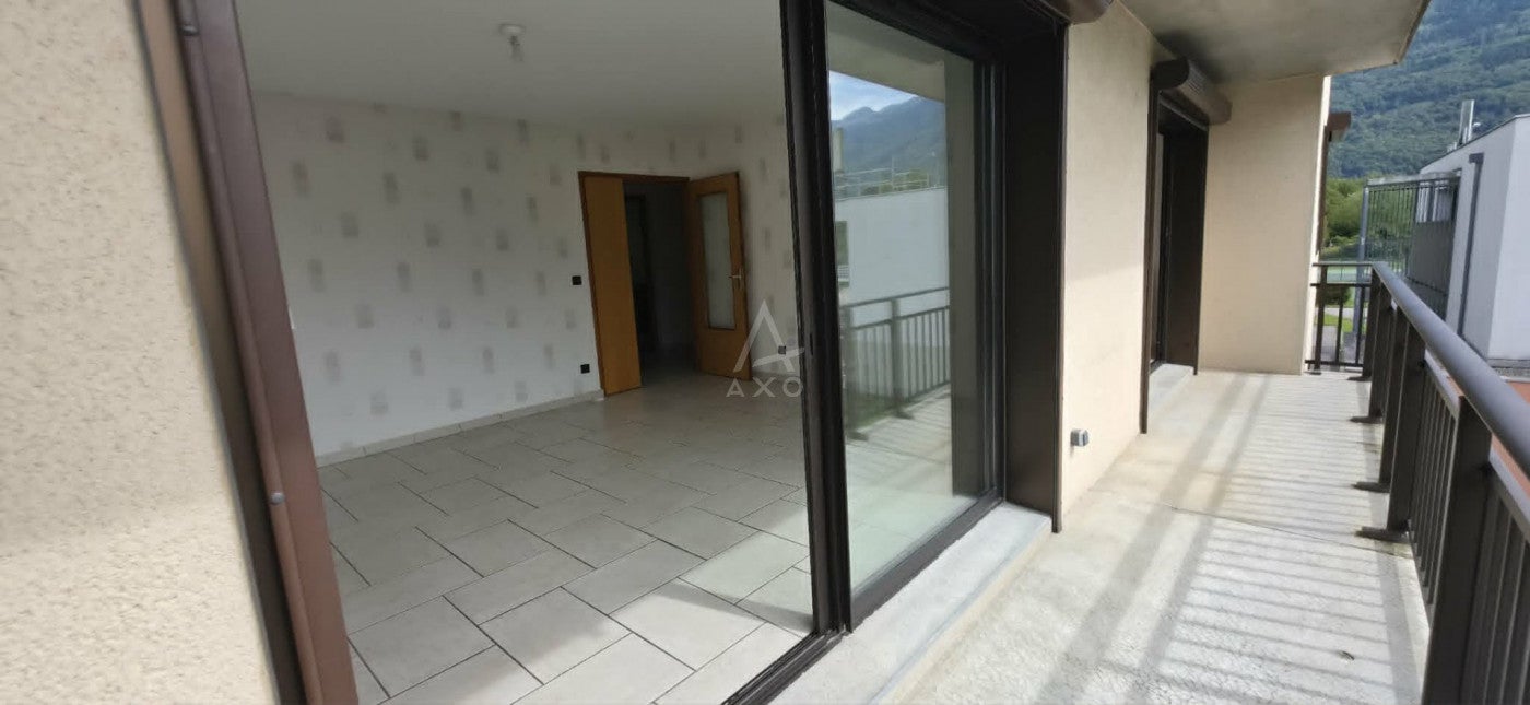 Appartement Place de la Mairie à Gilly-sur-Isère