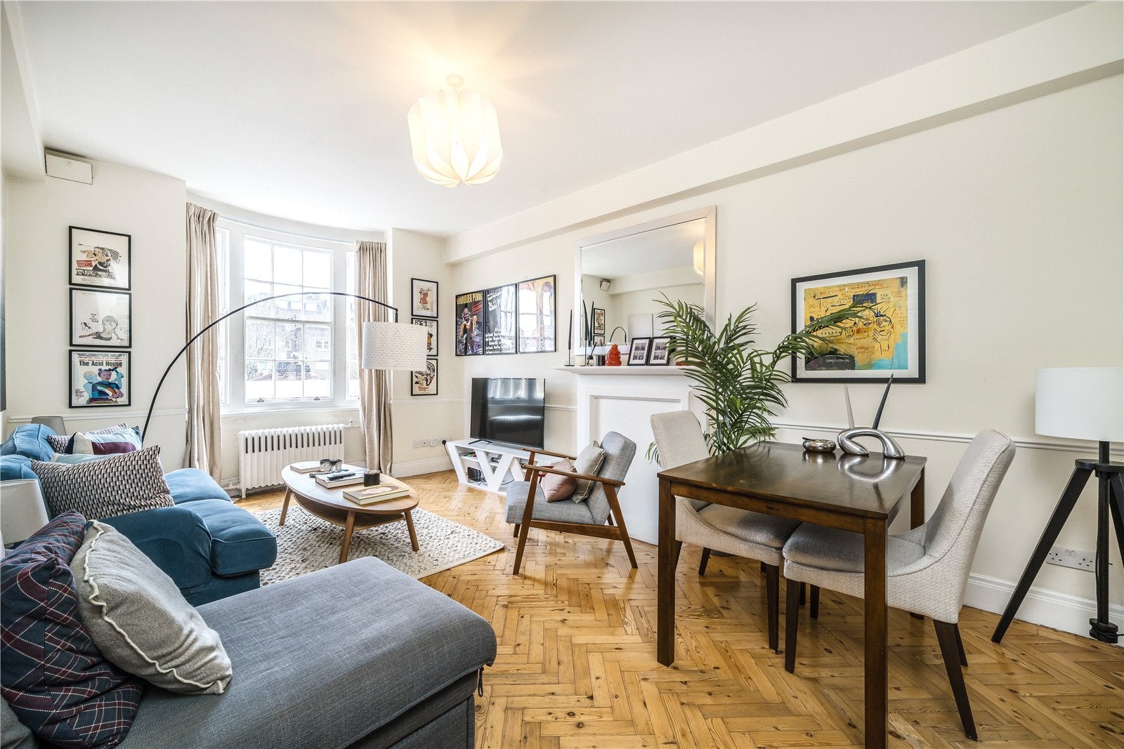 Flat Queensway in City of Westminster