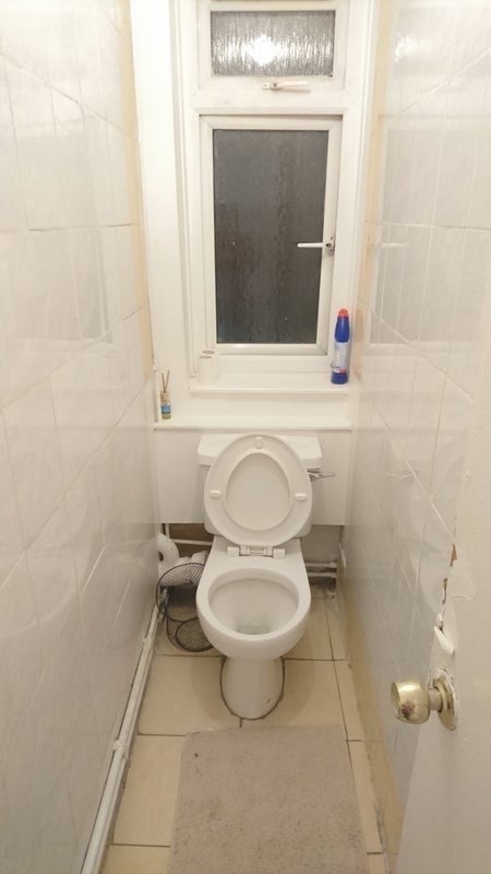 Room Ernest Street in Greater London