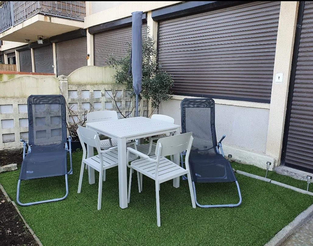 Flat Chemin du Vallon des Fourches in Martigues