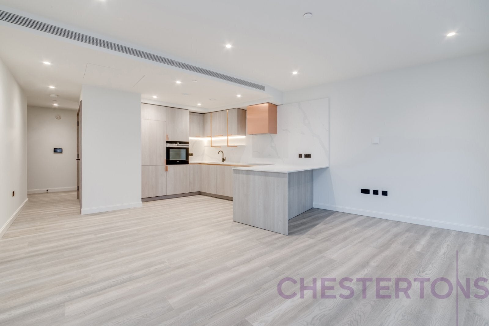Flat Arden Crescent in Greater London