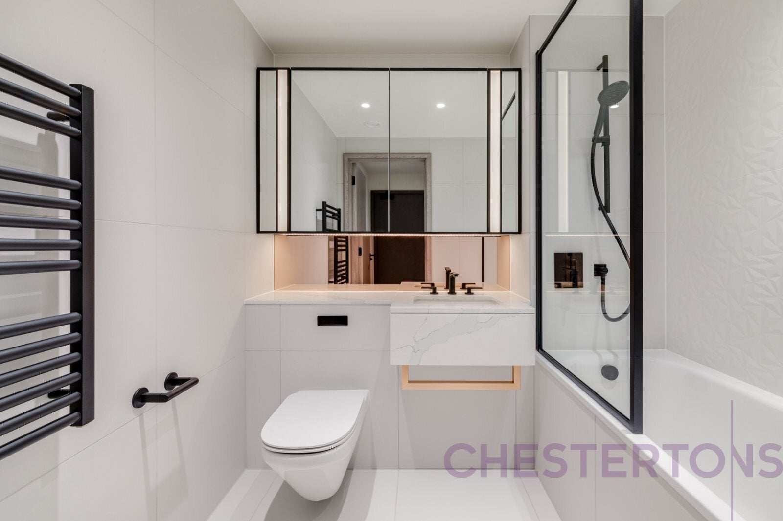 Flat Arden Crescent in Greater London