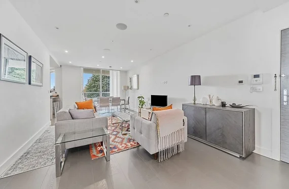 Flat New Tannery Way in Greater London