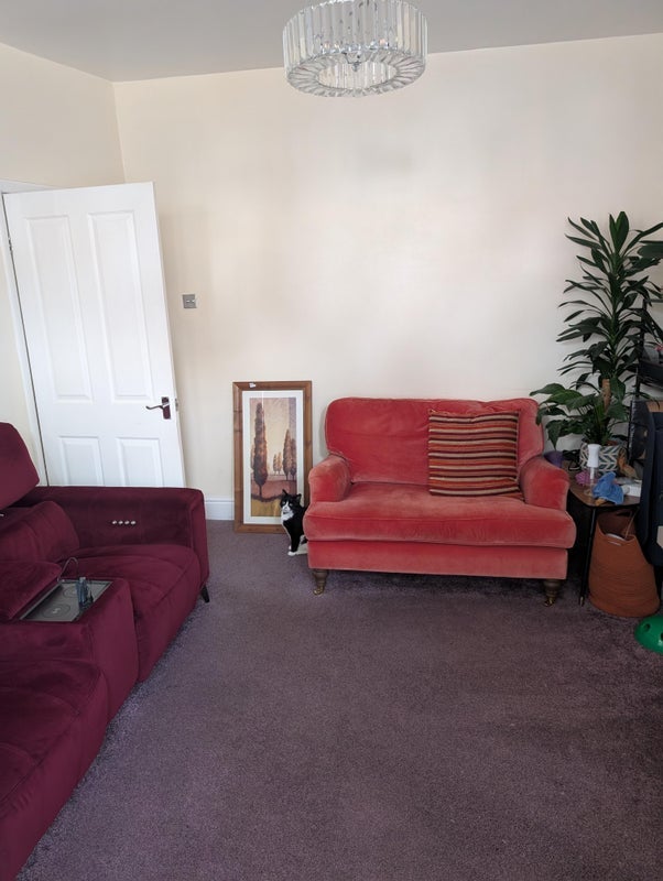 Room Ayre Road in Birmingham