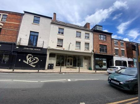 Flat High Street in Rugby