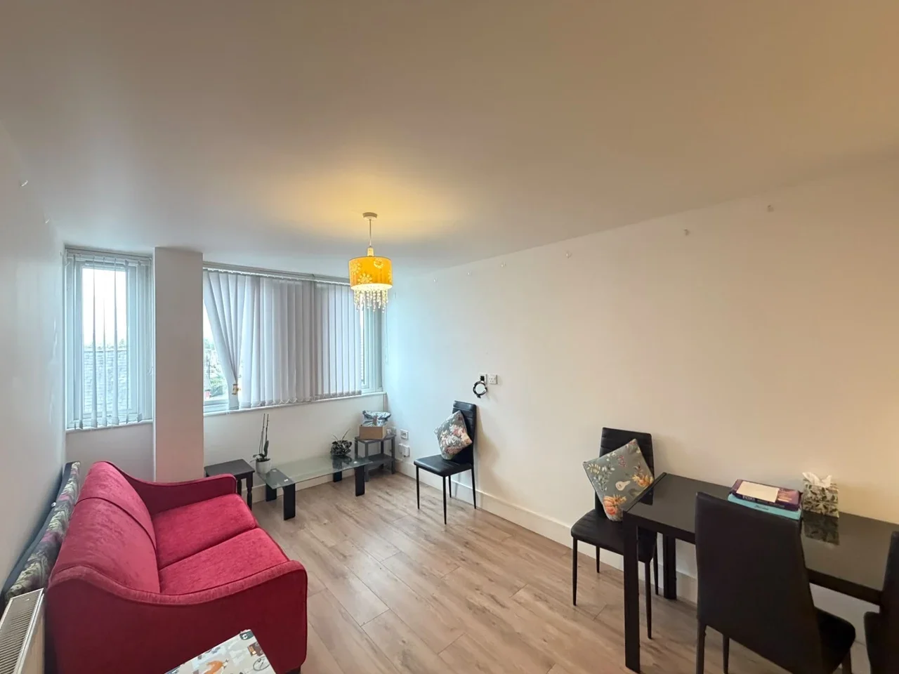 Flat Monarchs Way in Waltham Cross