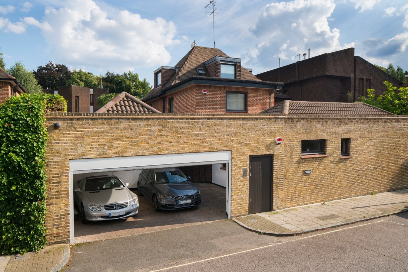House Kent Terrace in City of Westminster
