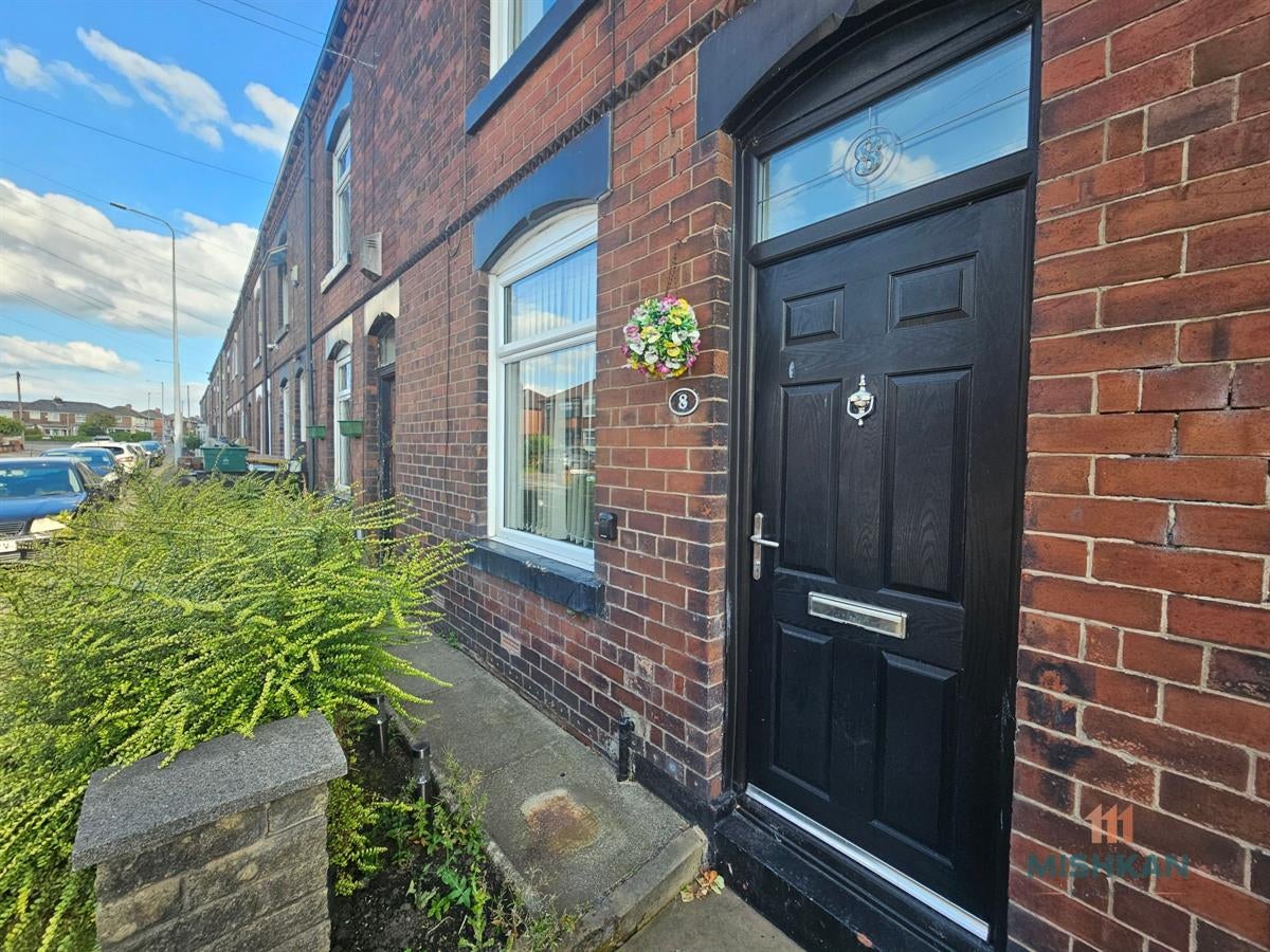 House Tong Road in Bolton