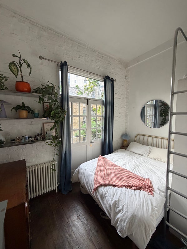 Room Atlas Mews in Greater London
