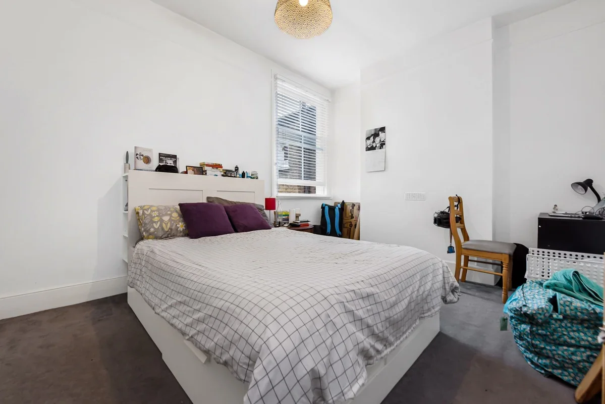 House Idlecombe Road in Greater London