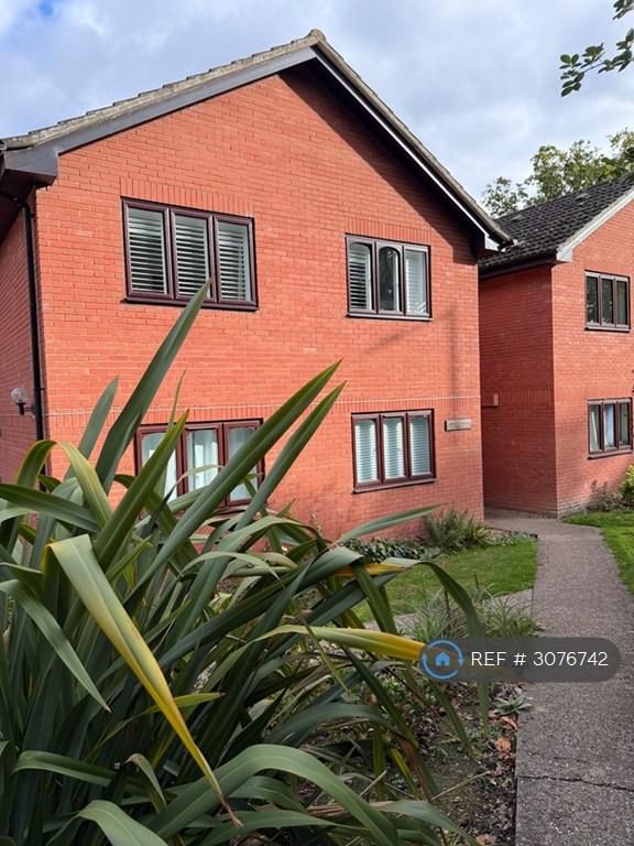 Flat Minley Grove in Hart