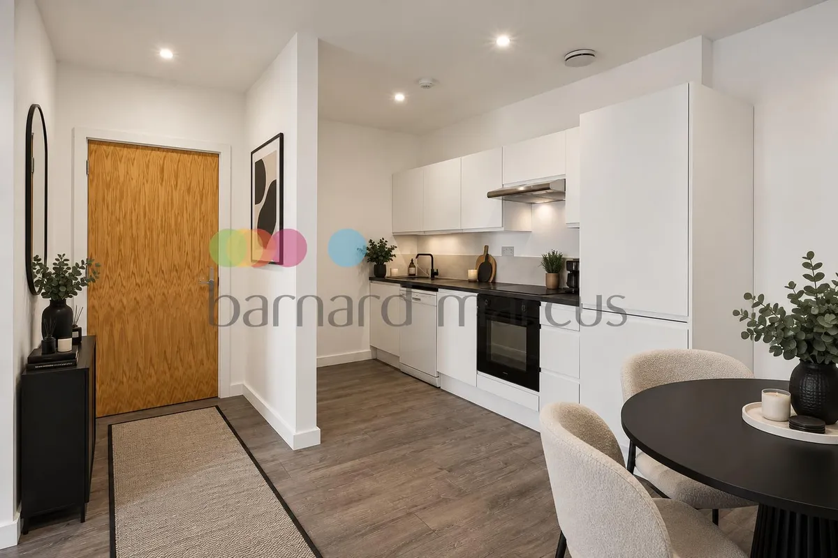 Flat Purley Way in Greater London