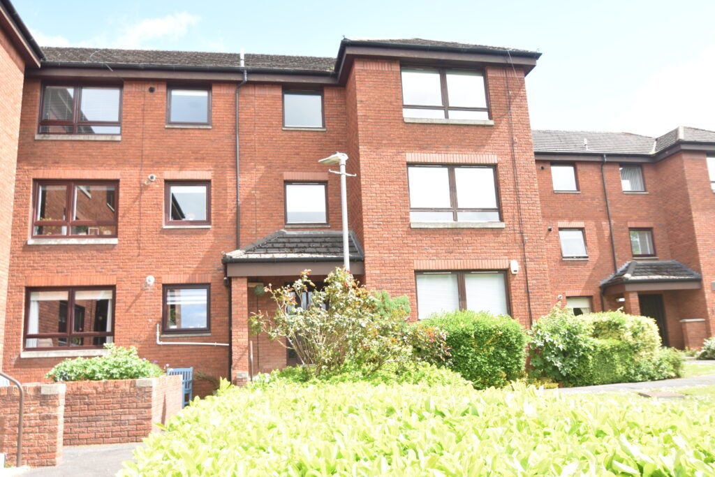 House Angela Way in Uddingston