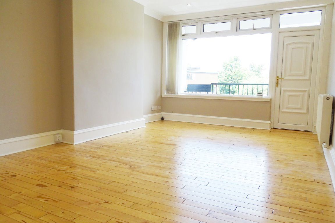 Flat Boleyn Road in Glasgow