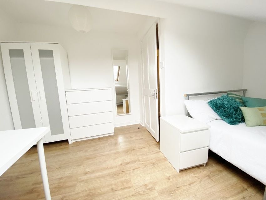 Flat Alderson Place in Sheffield