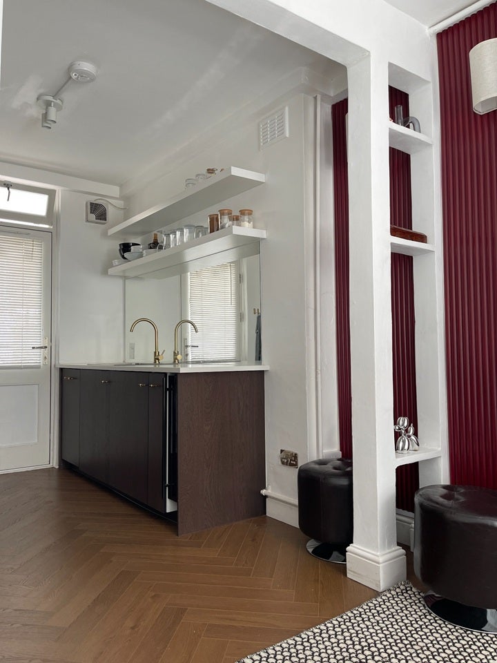 Flat Eversholt Street in Greater London