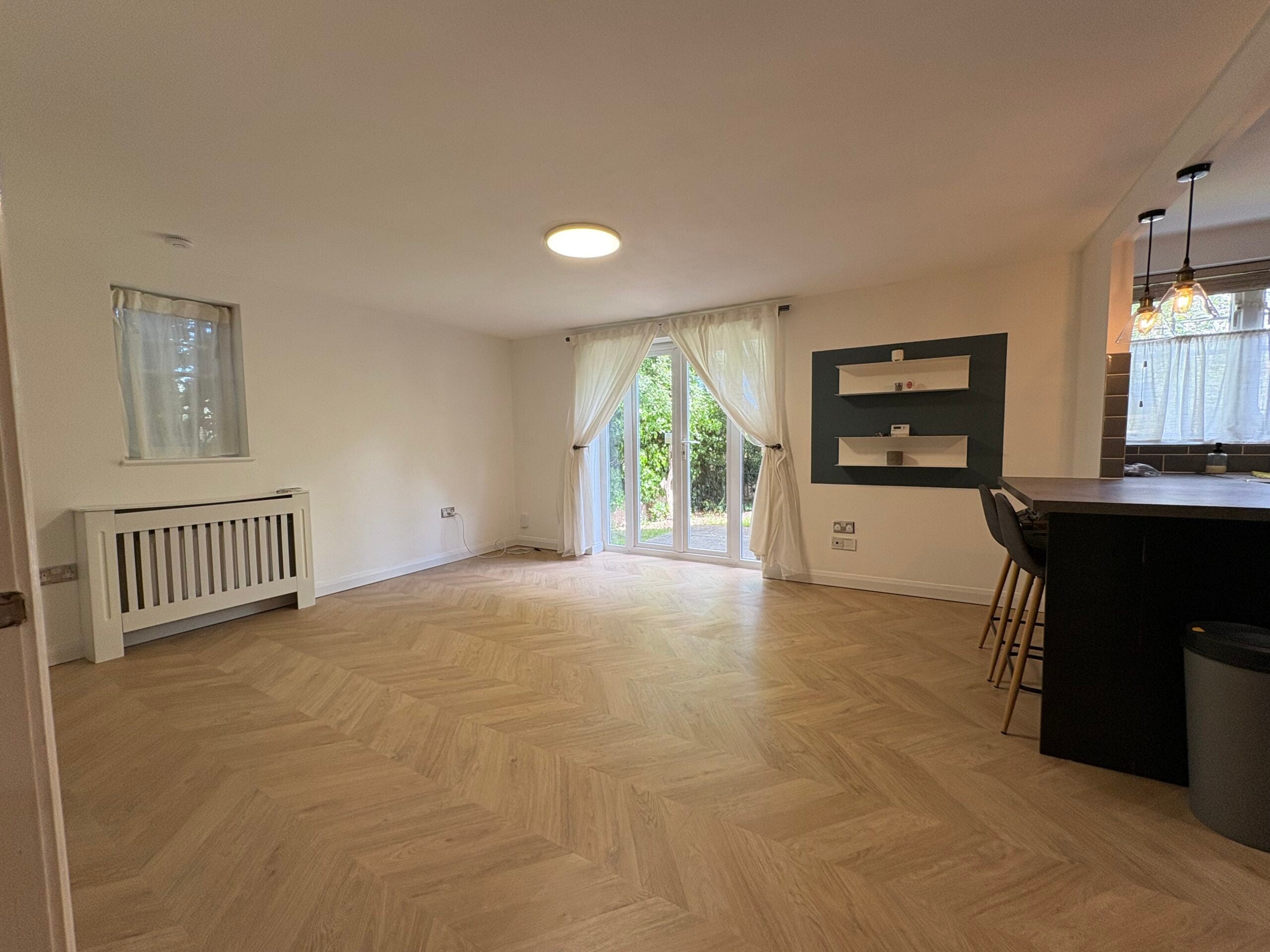 Flat Granton Mill Place in City of Edinburgh