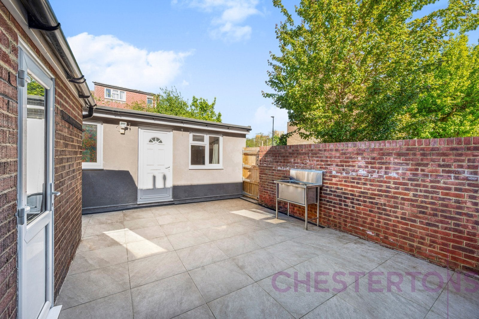 House Hickin Street in Greater London