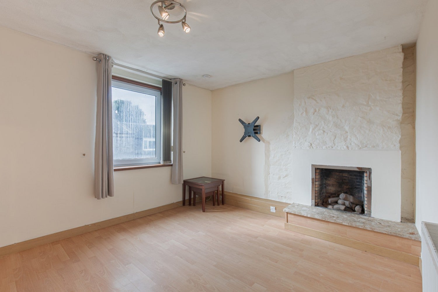 Room South Mount Street in Aberdeen City