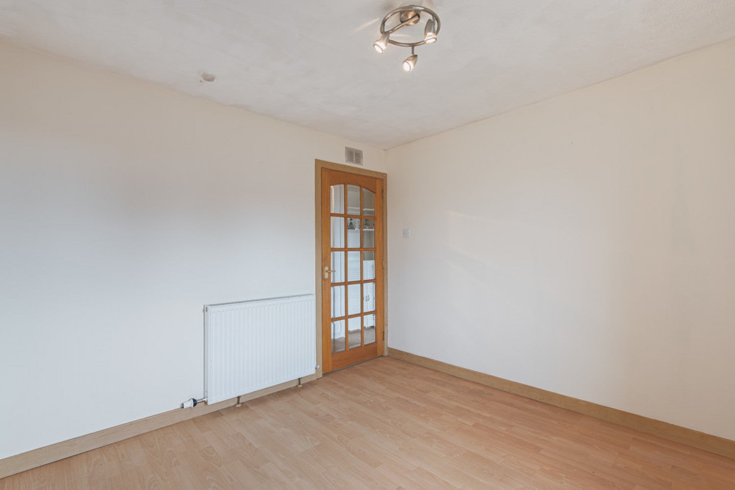 Room South Mount Street in Aberdeen City