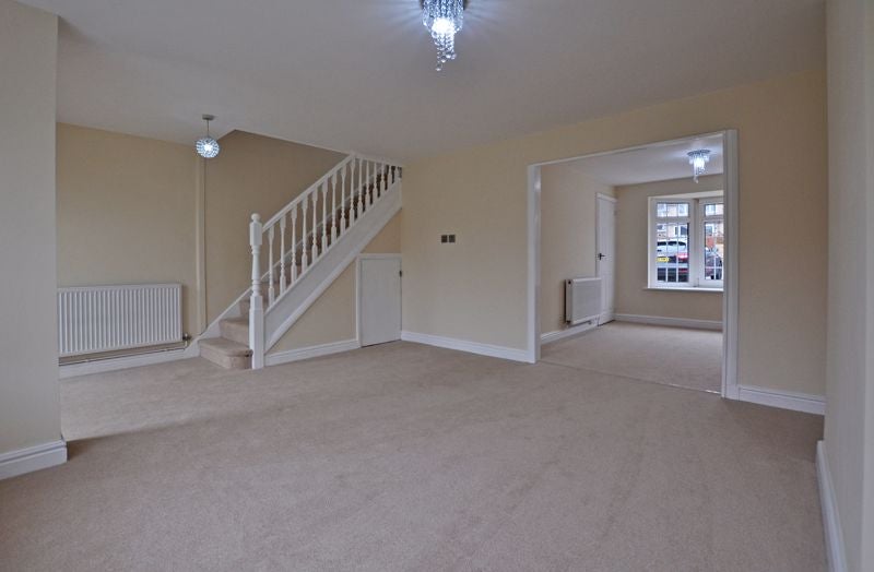 House Pilton Vale in Newport