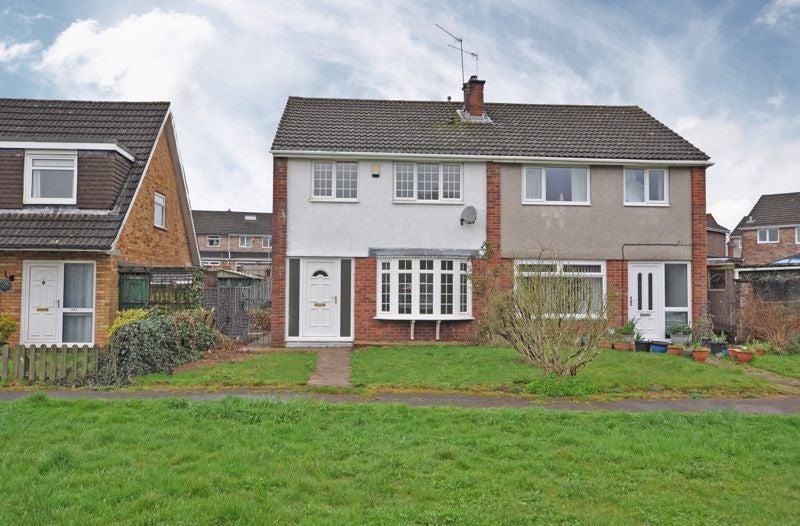 House Pilton Vale in Newport