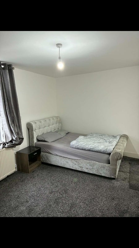 Room Pritchard Street in Blackburn