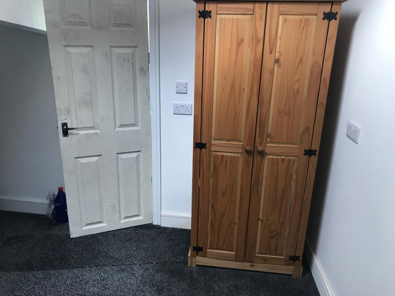 Room Pritchard Street in Blackburn