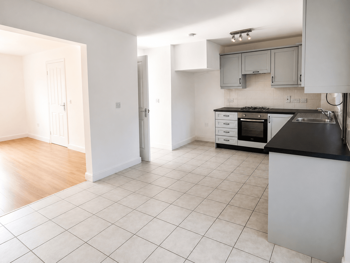 House Synkere Close in Bedworth