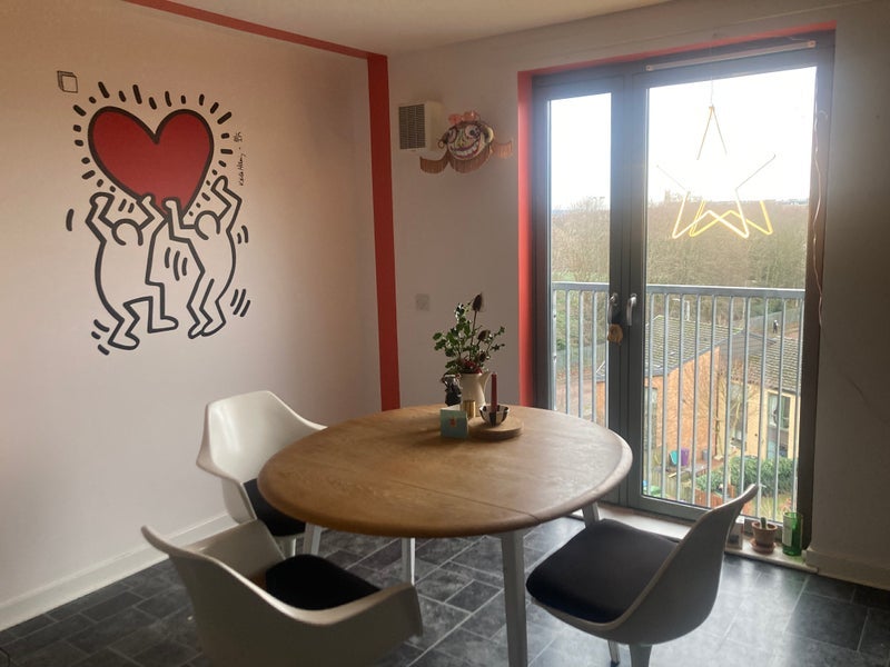 Room Garscube Road in Glasgow