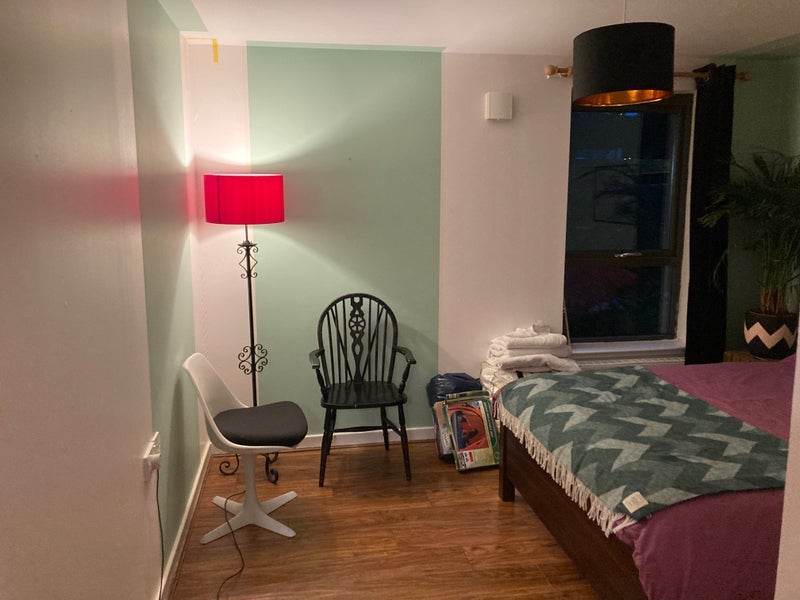 Room Garscube Road in Glasgow