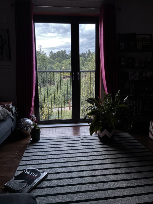 Room Garscube Road in Glasgow