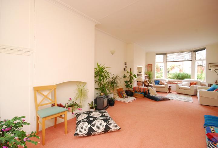 Room Coleridge Road in Greater London