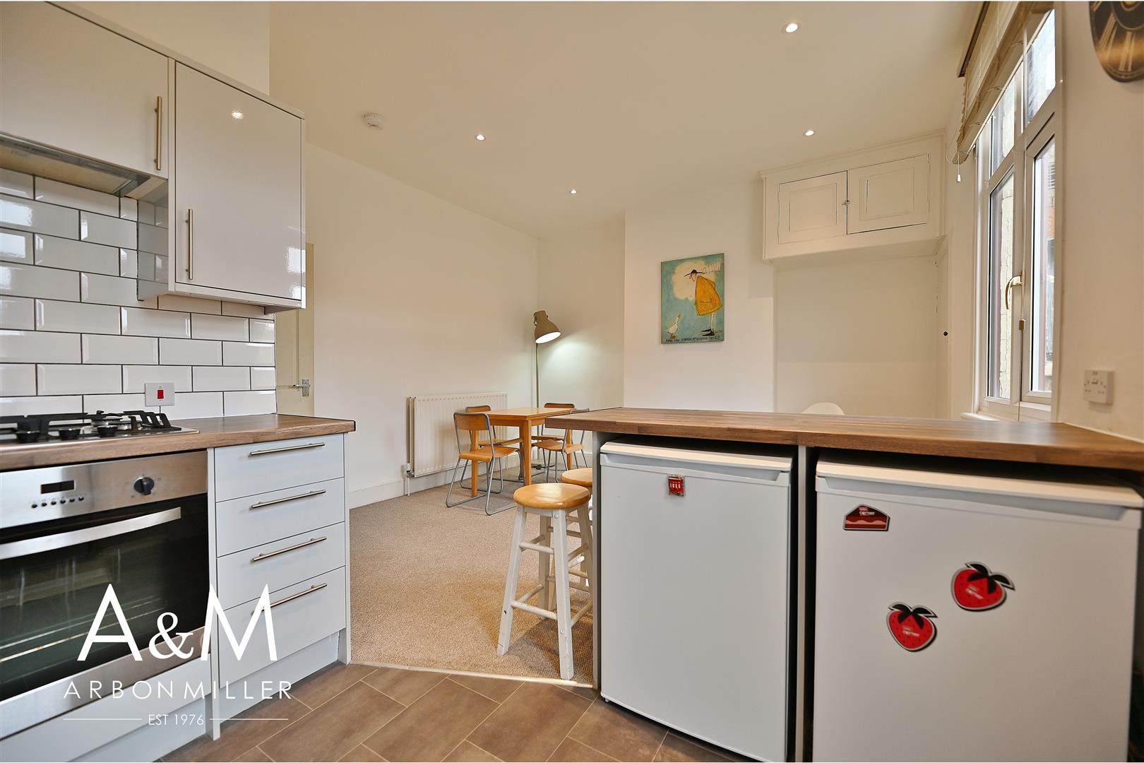 Room Hertford Road in Greater London