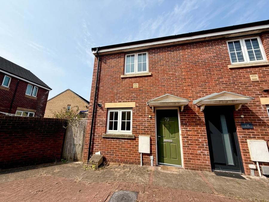 House Lonydd Glas in Bryncae