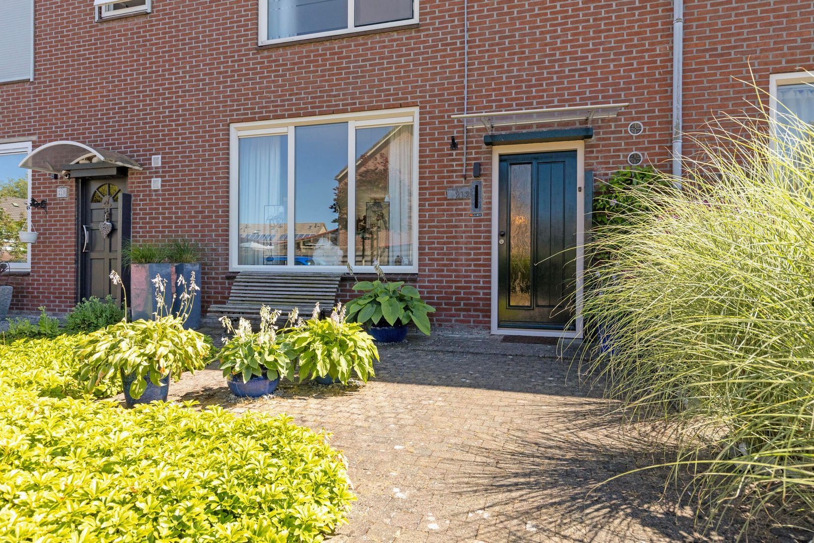 Tussenwoning te koop: Cort van der Lindenstraat 212, Goes