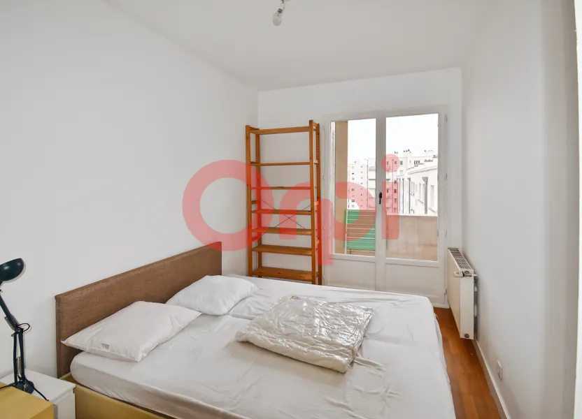 Appartement Avenue des Frères Lumière à Lyon