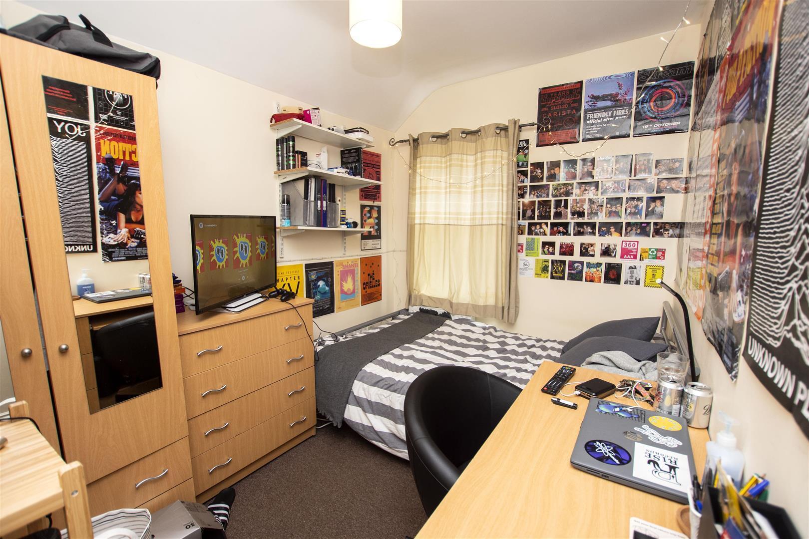Flat Selly Hill Road in Birmingham