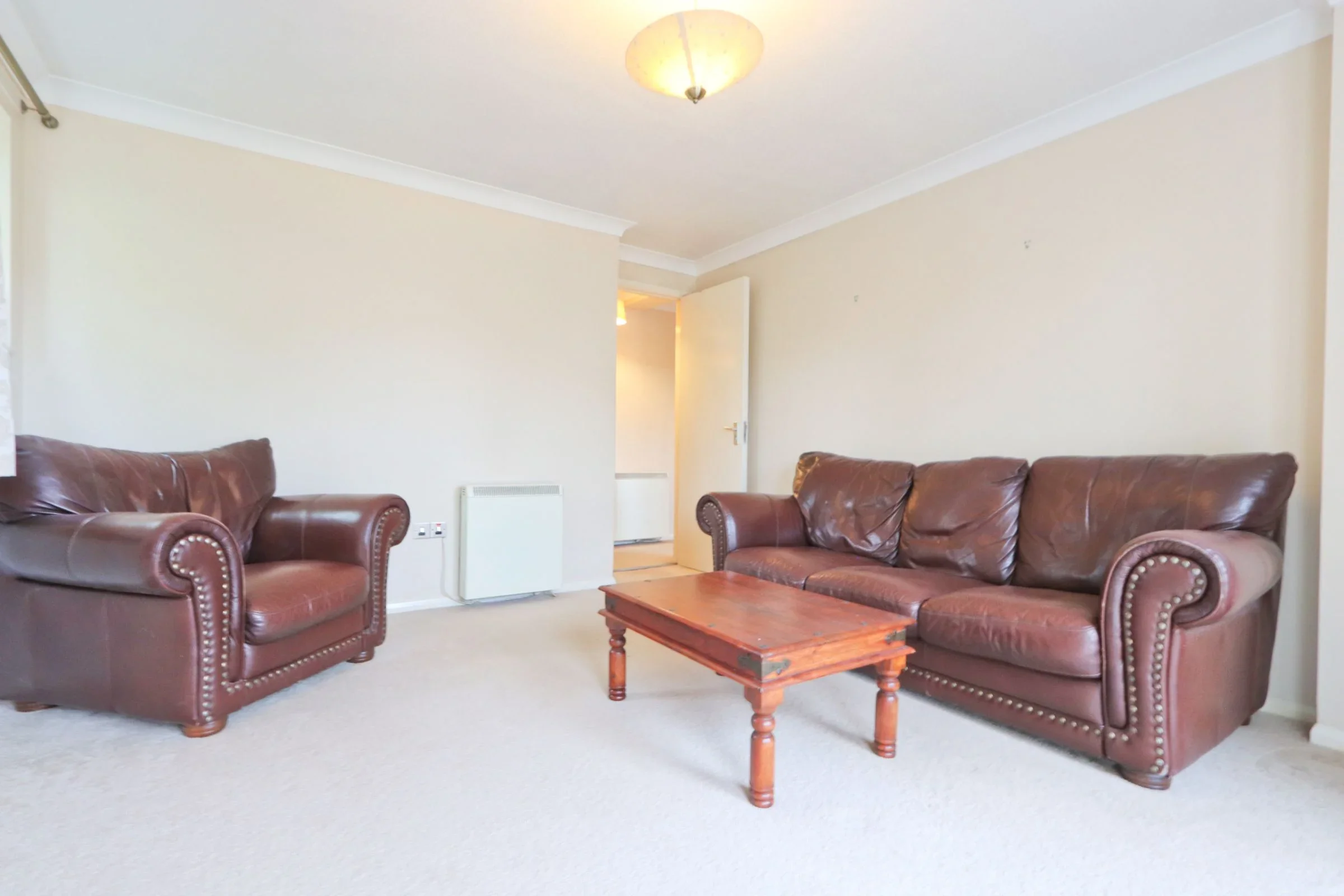 Flat Elmgrove Road in Bristol