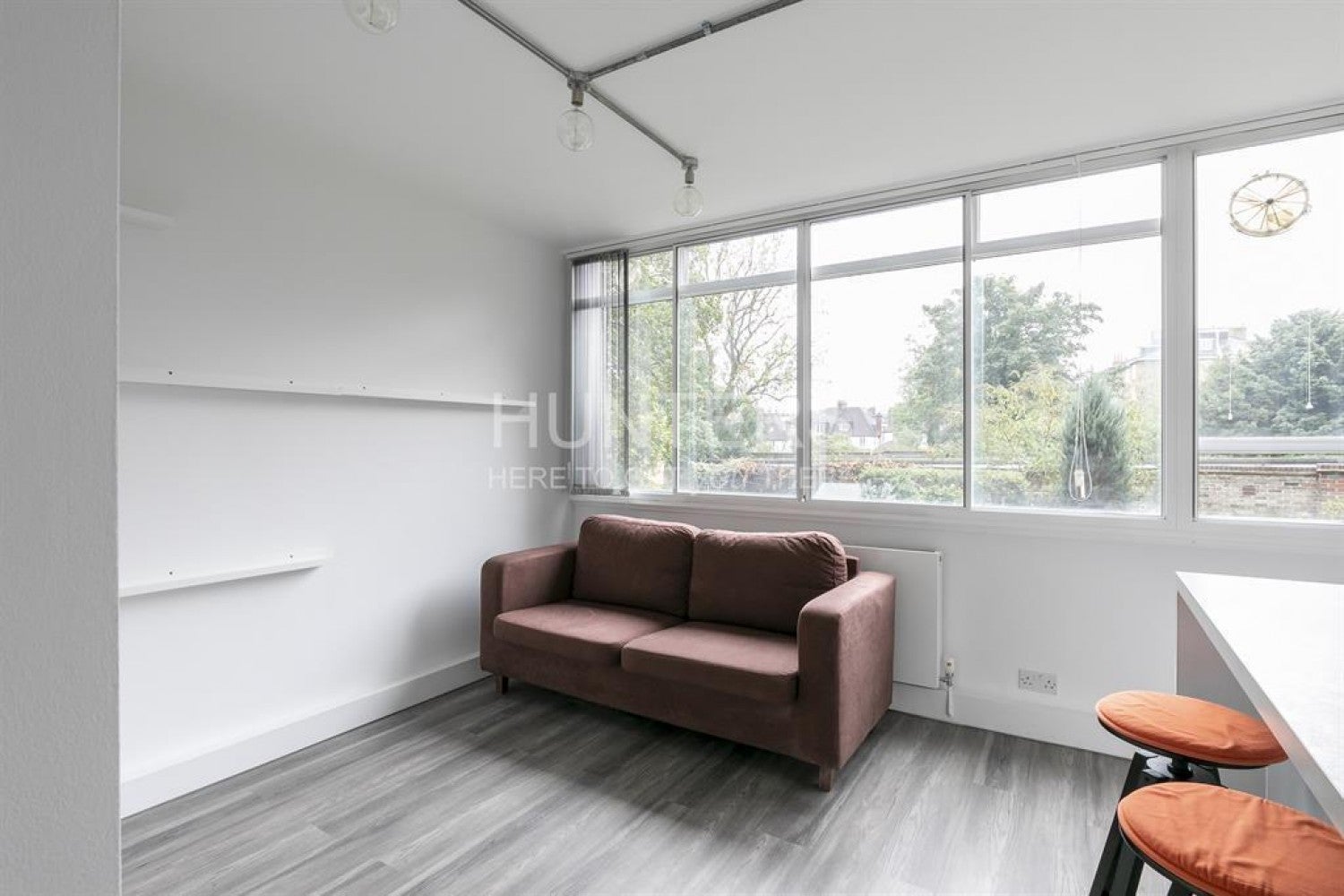 Flat Haverstock Hill in Greater London