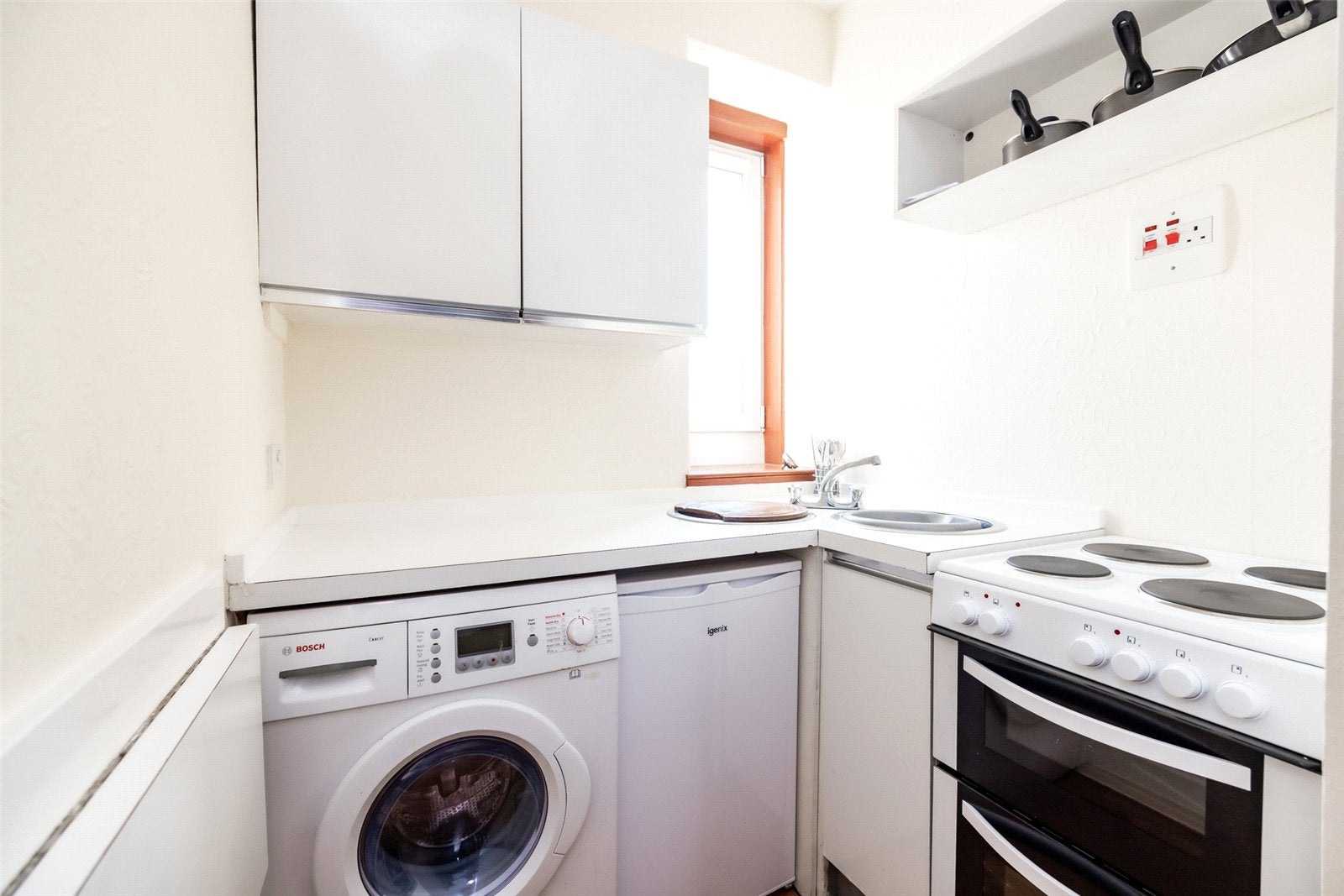 Flat Wallfield Crescent in Aberdeen City