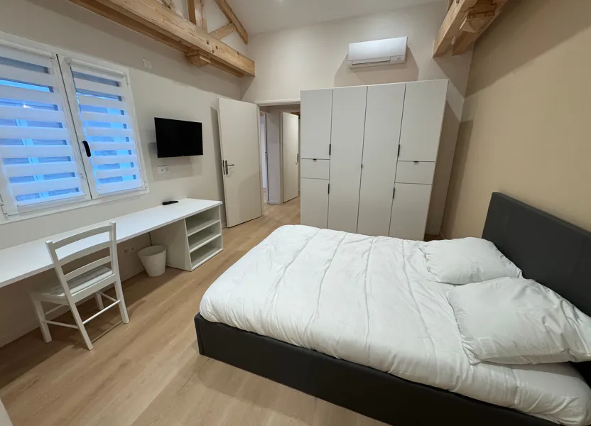 Room Passage Lévy in Bayonne