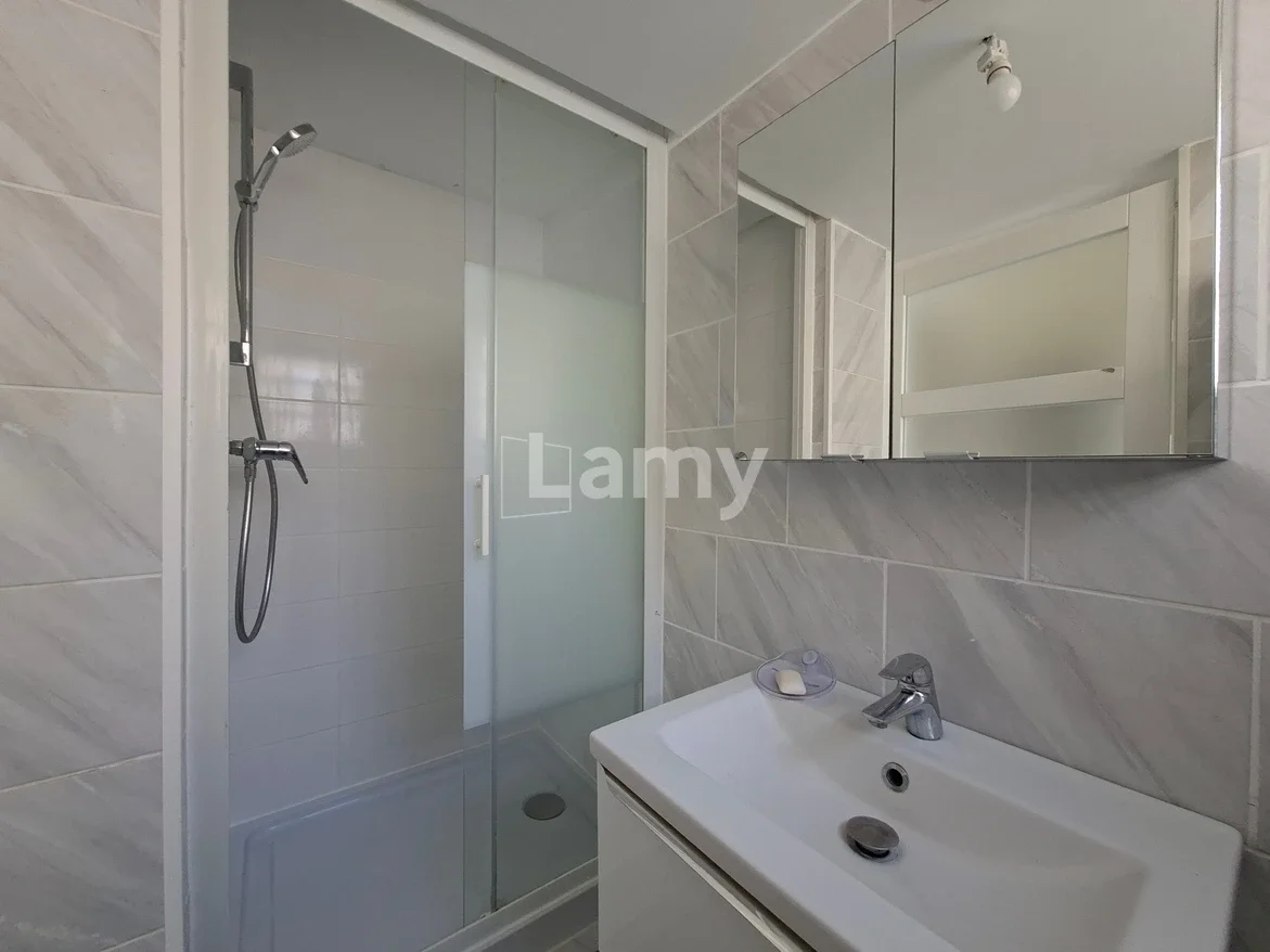 Appartement Rue Jean de la Fontaine à Reims