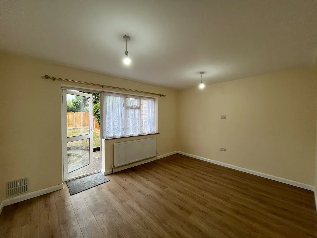 House Oak Way in Greater London