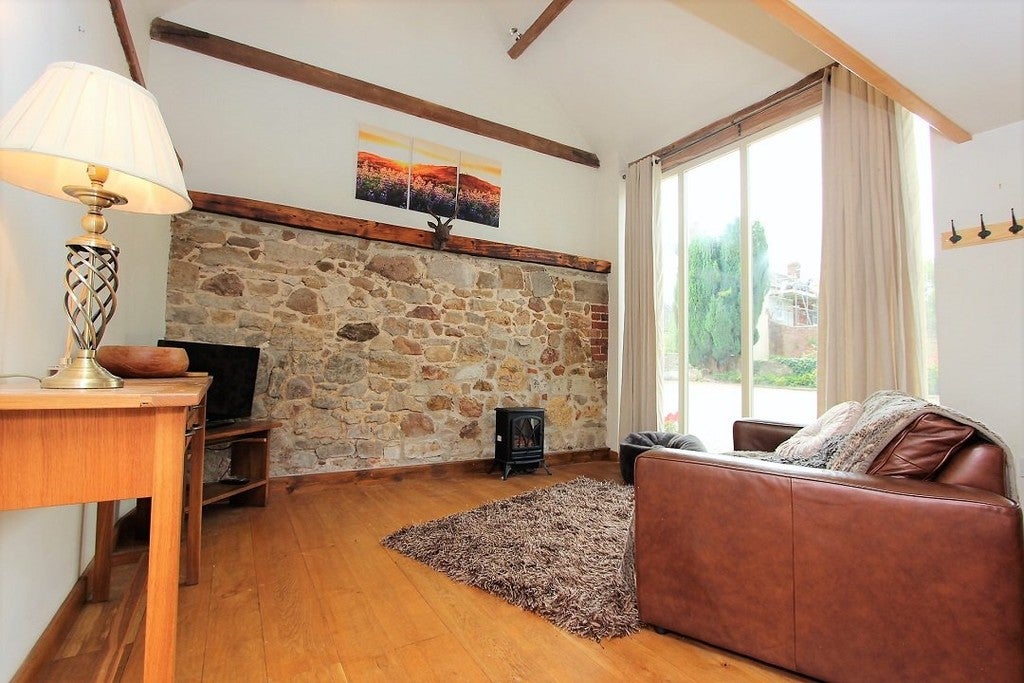 House Ticknall Walk in Derby