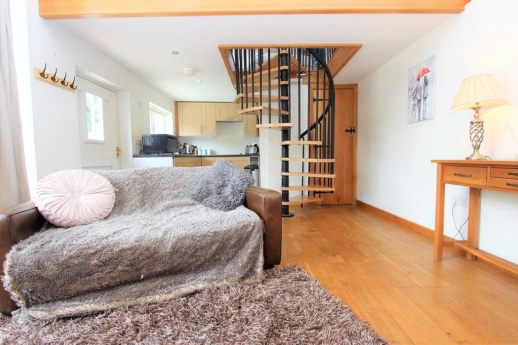 House Ticknall Walk in Derby