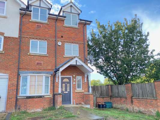 House Lewis Mews in Tonbridge and Malling